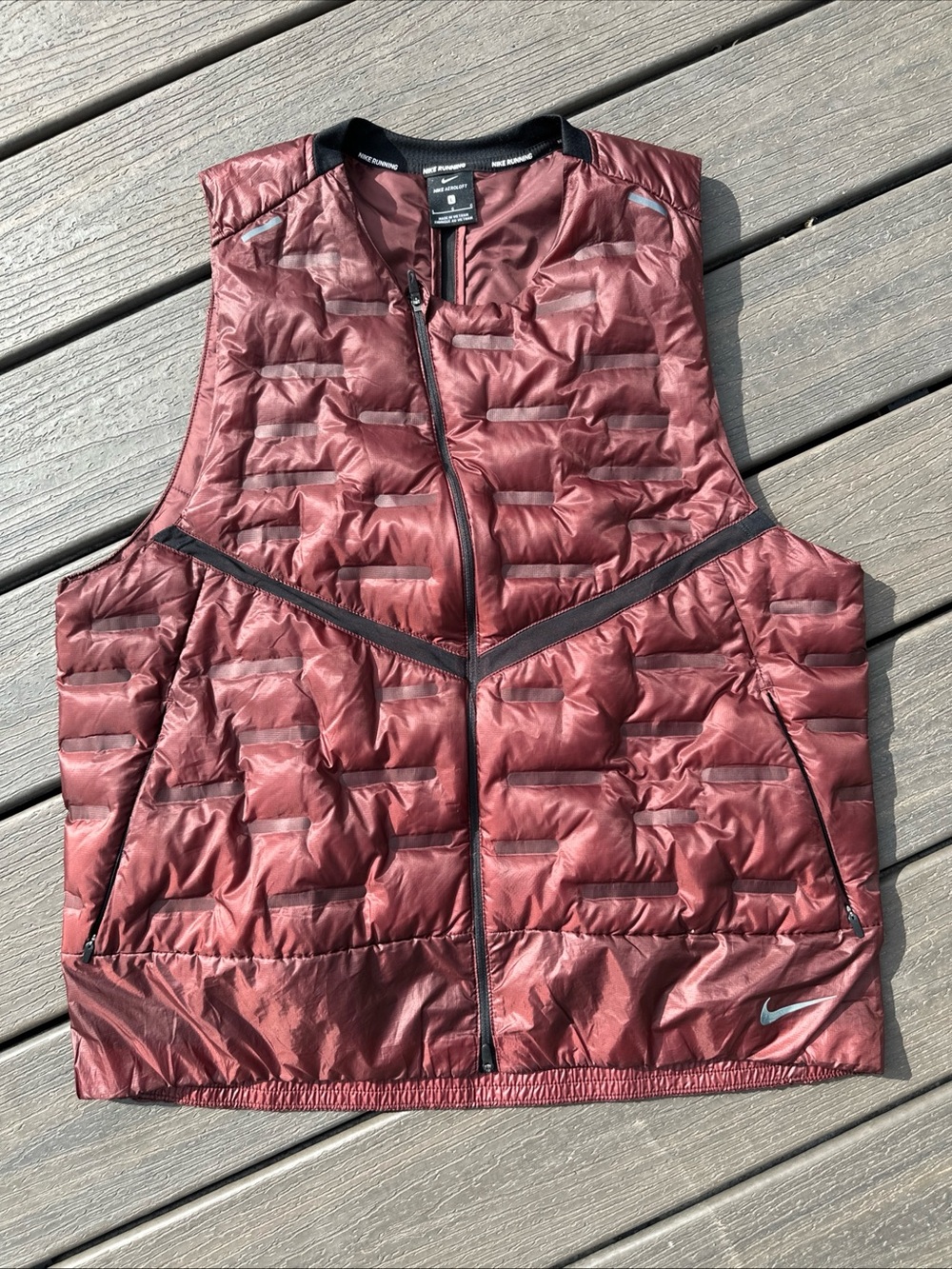 Nike Running Aeroloft Down Quilted Performance Vest - Burgundy